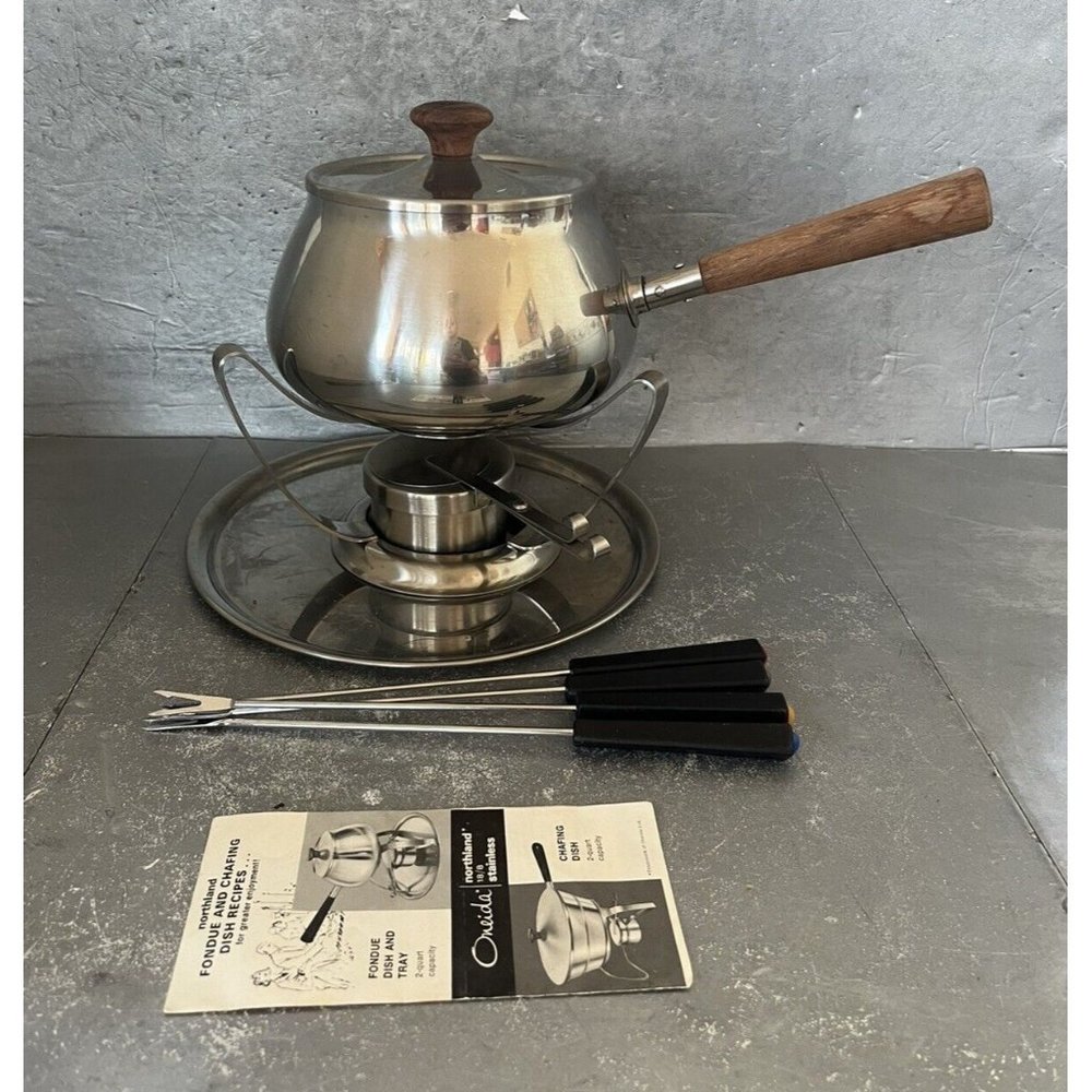 VTG Oneida Northland Satin Stainless‎ Fondue Pot Wooden Handle 2 Qt Forks
